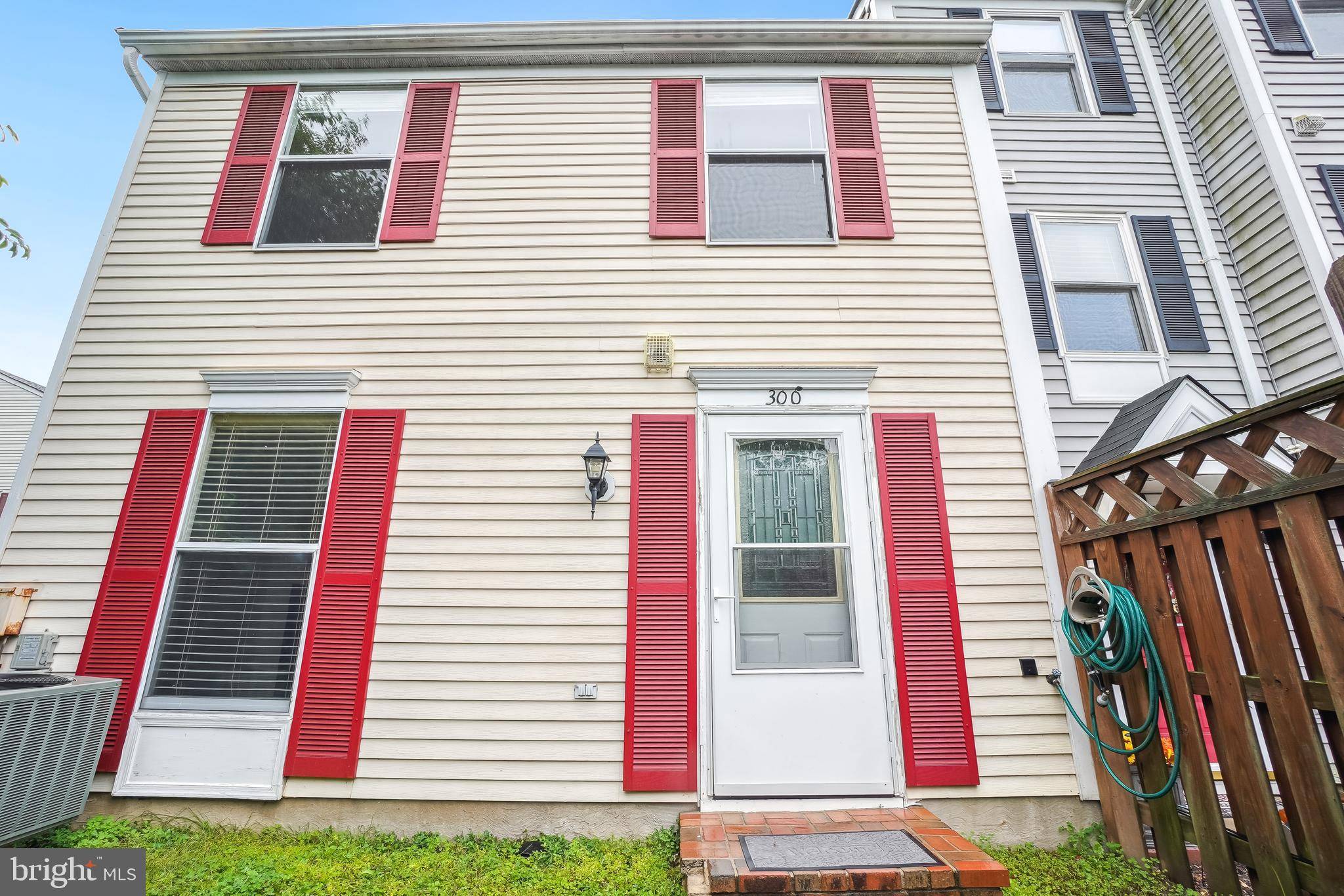 300 LEGATO TER, Silver Spring, MD 20901