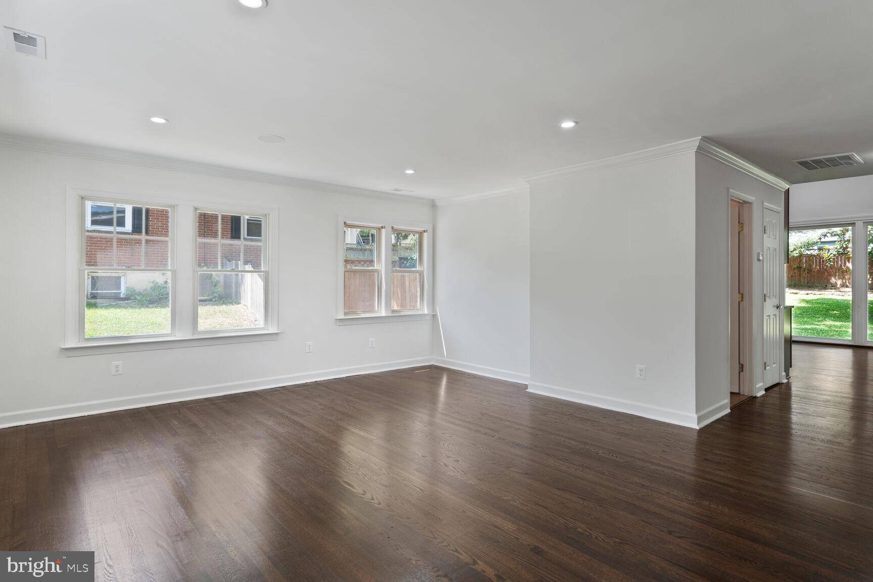 Alexandria, VA 22310,6106 HOUSTON CT