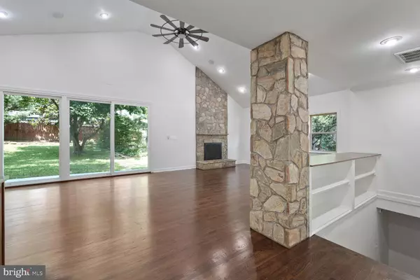 Alexandria, VA 22310,6106 HOUSTON CT