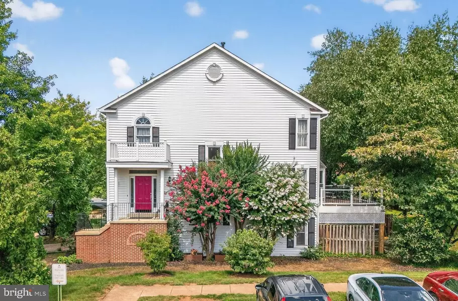 20970 PROMONTORY SQ, Sterling, VA 20165