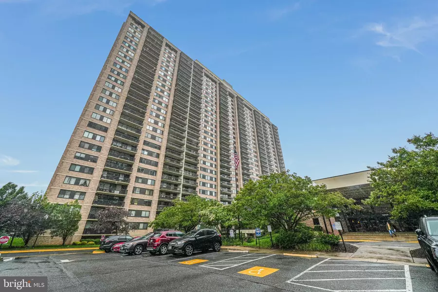 5501 SEMINARY RD #401S, Falls Church, VA 22041