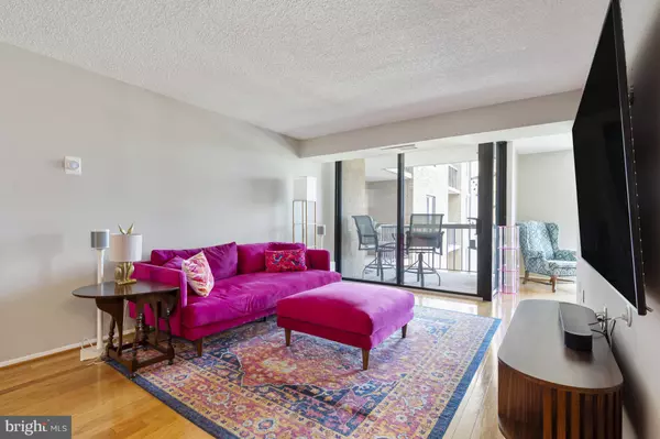 Arlington, VA 22204,4500 S FOUR MILE RUN DR #816