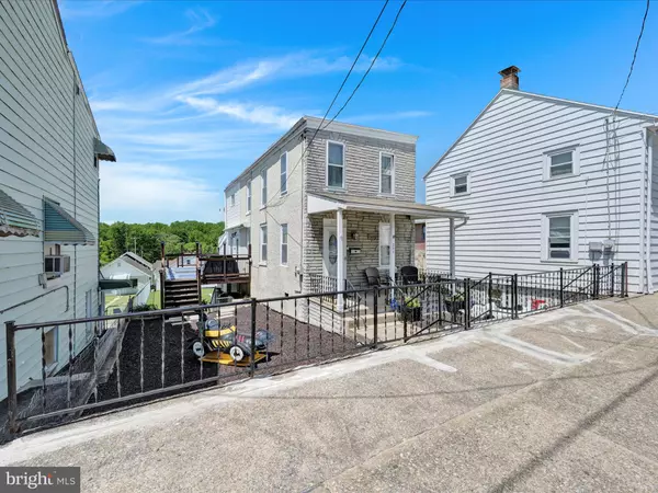 Hamburg, PA 19526,250 N 3RD ST