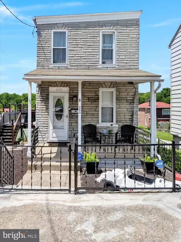 Hamburg, PA 19526,250 N 3RD ST