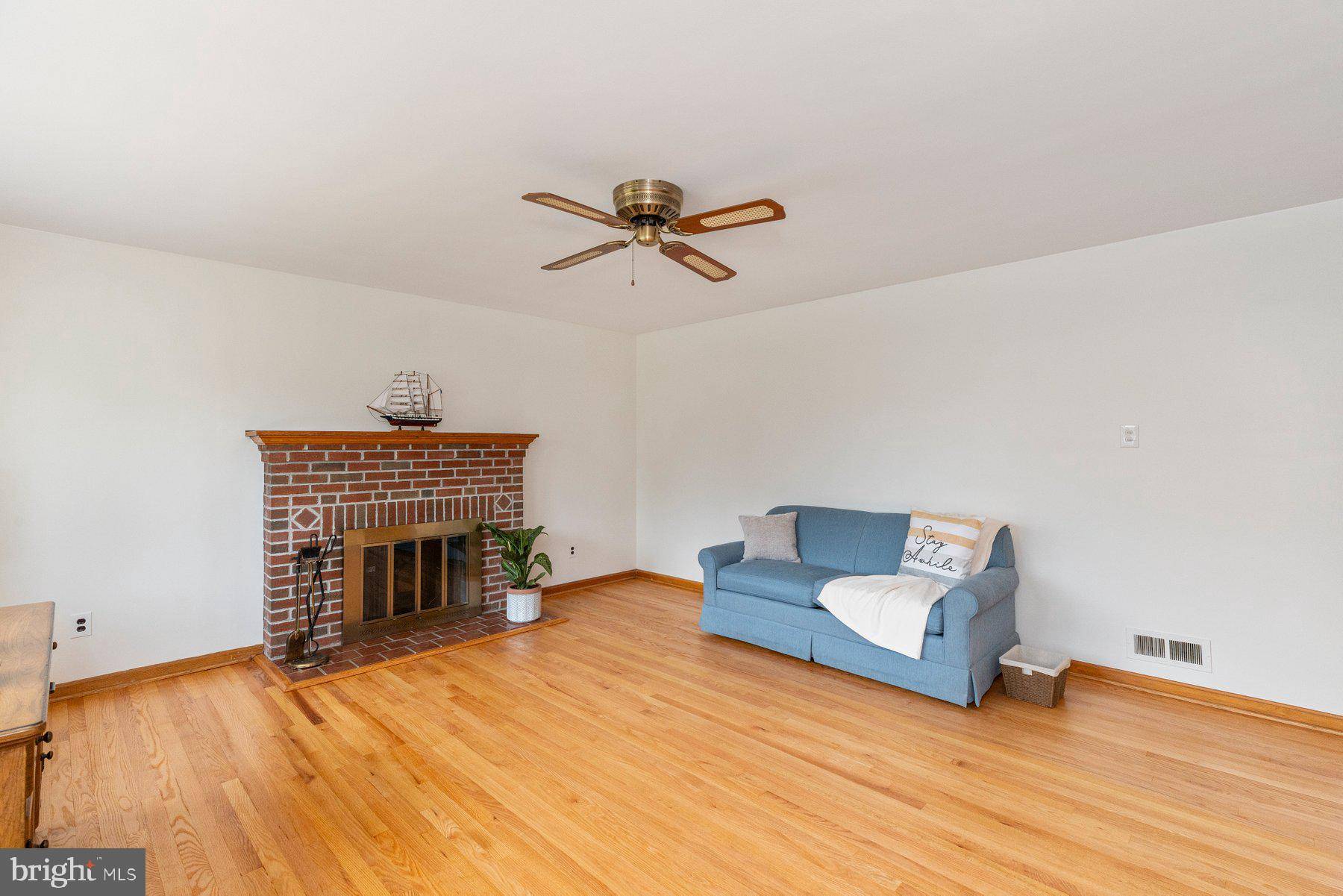 Linthicum Heights, MD 21090,105 JUNIPER CIR