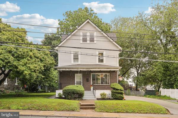 213 BURMONT RD, Drexel Hill, PA 19026