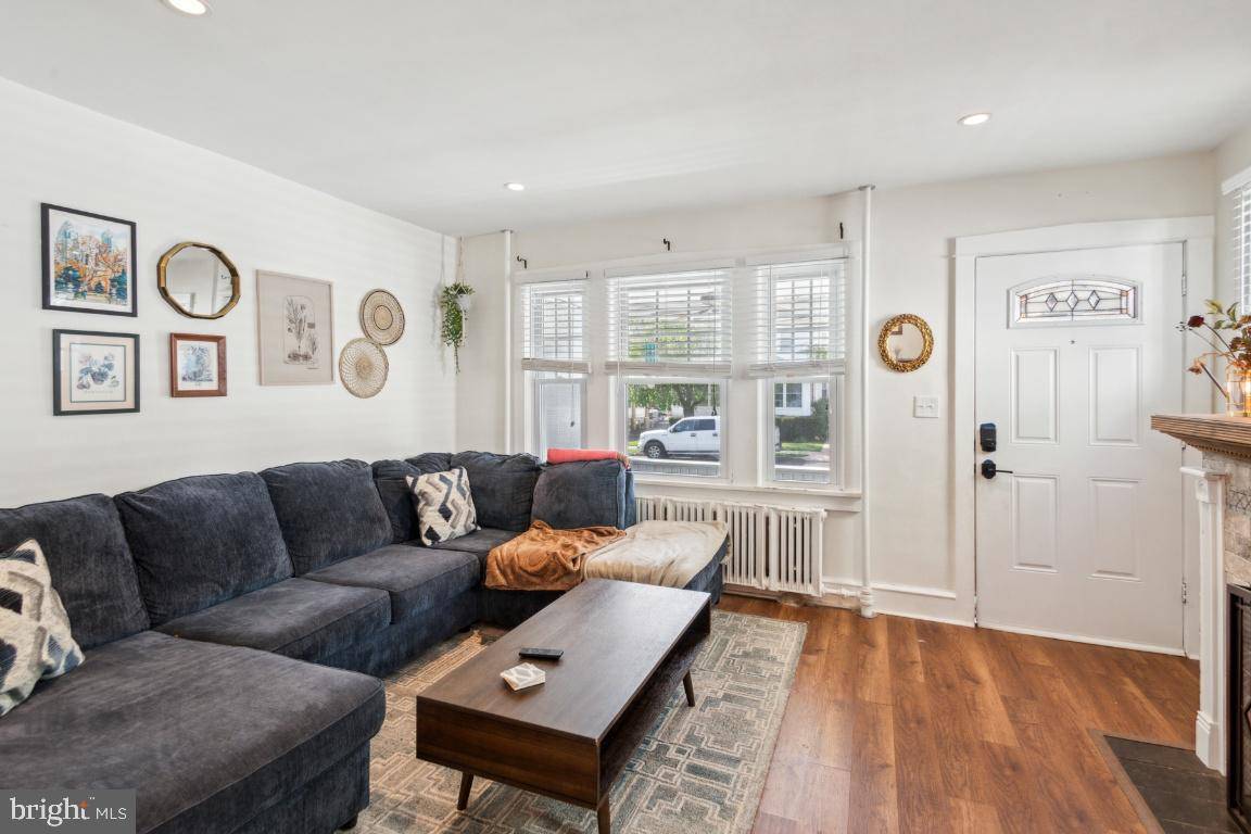 Audubon, NJ 08106,120 W PINE ST
