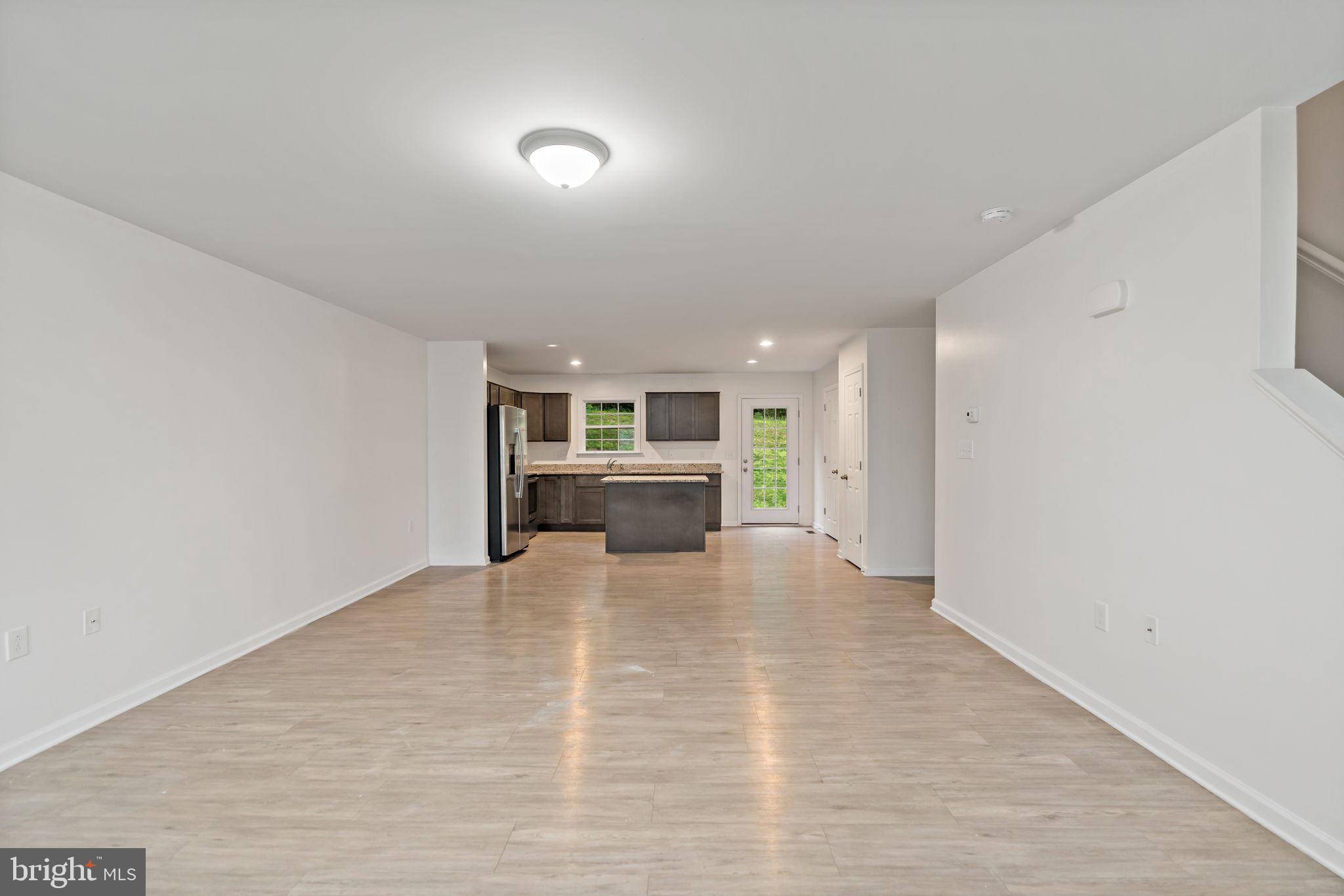 Martinsburg, WV 25404,132 FURLONG WAY