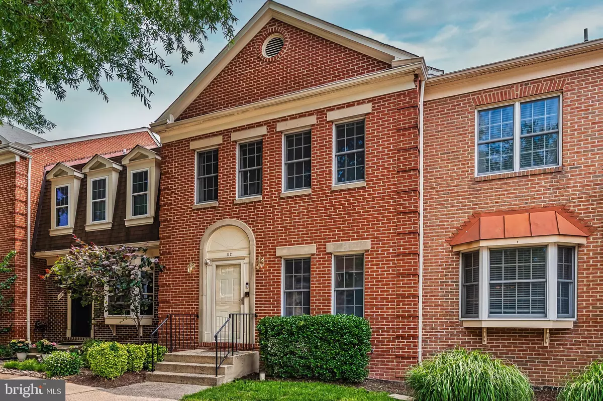 Alexandria, VA 22304,112 GRETNA GREEN CT