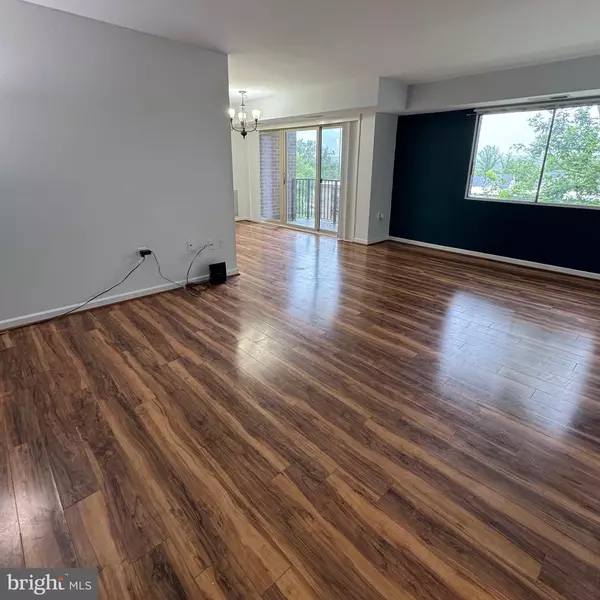 Woodbridge, VA 22192,1600 RENATE DR #302