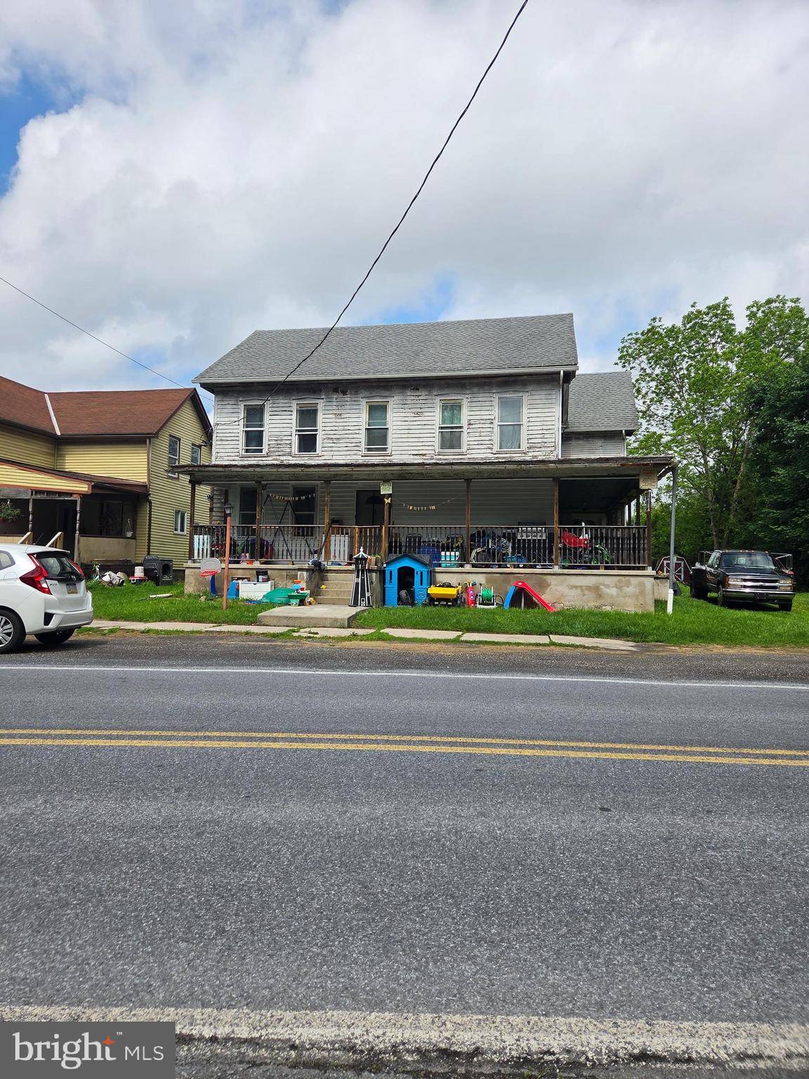 102 MAIN ST, Klingerstown, PA 17941