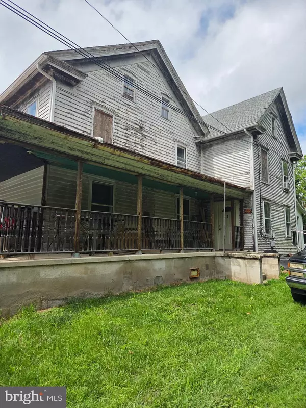 Klingerstown, PA 17941,102 MAIN ST