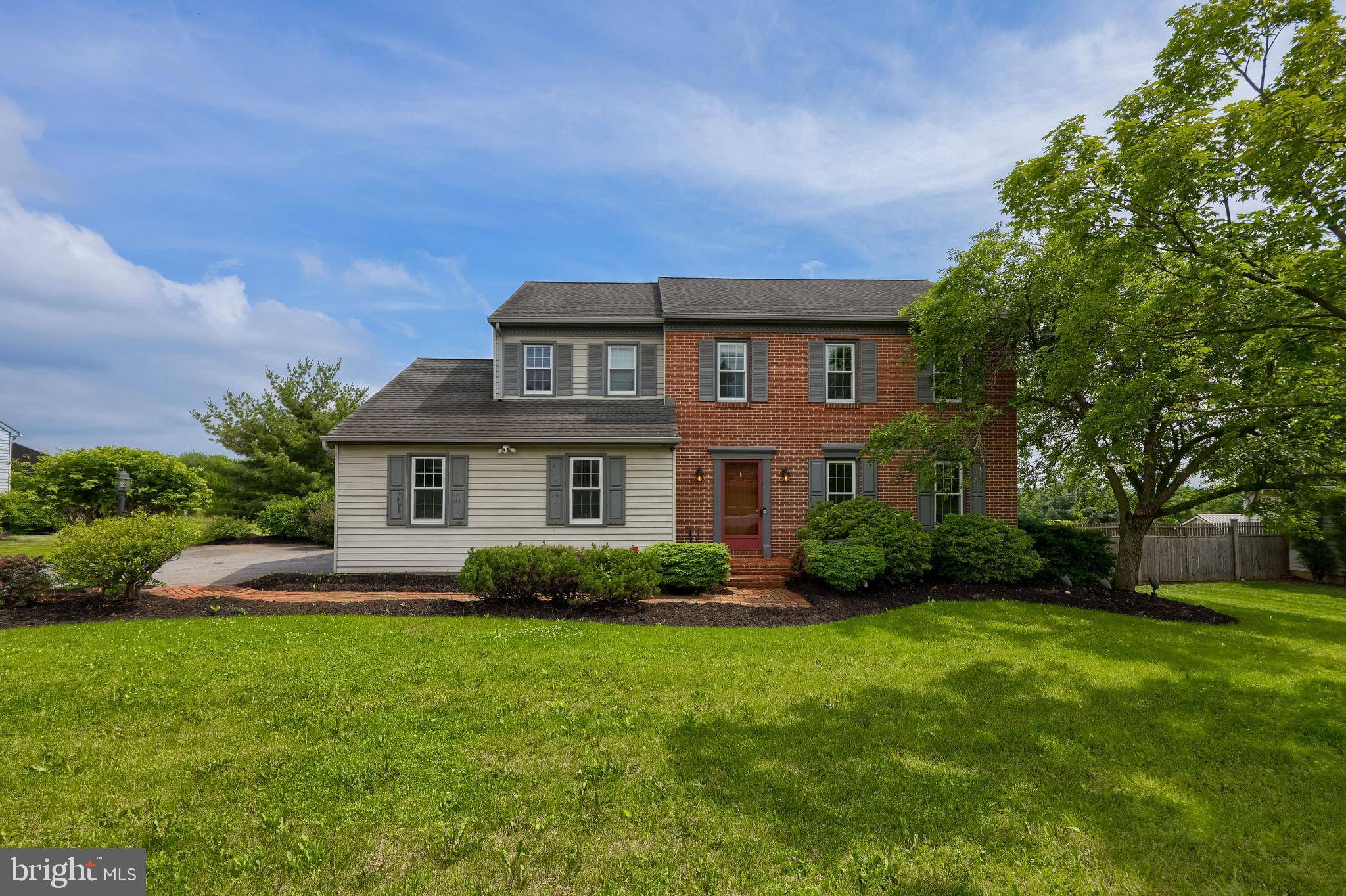 Lancaster, PA 17601,218 DELP RD