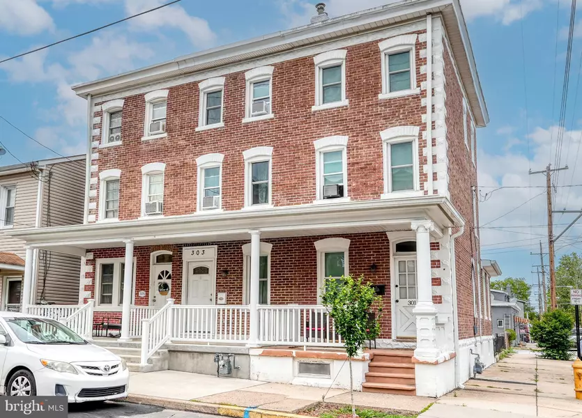 303 LINCOLN AVE, Bristol, PA 19007