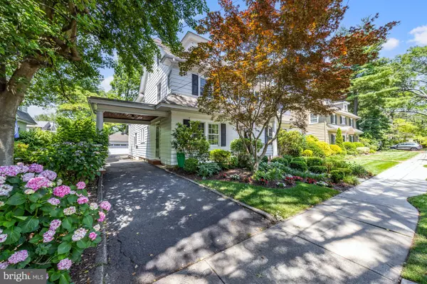 Haddonfield, NJ 08033,215 JEFFERSON AVE