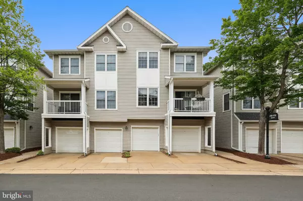 4524 SUPERIOR SQ, Fairfax, VA 22033
