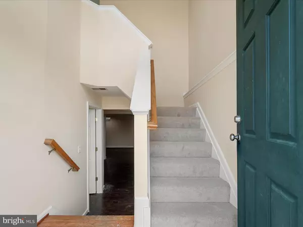 Strasburg, VA 22657,303 PENDLETON LN