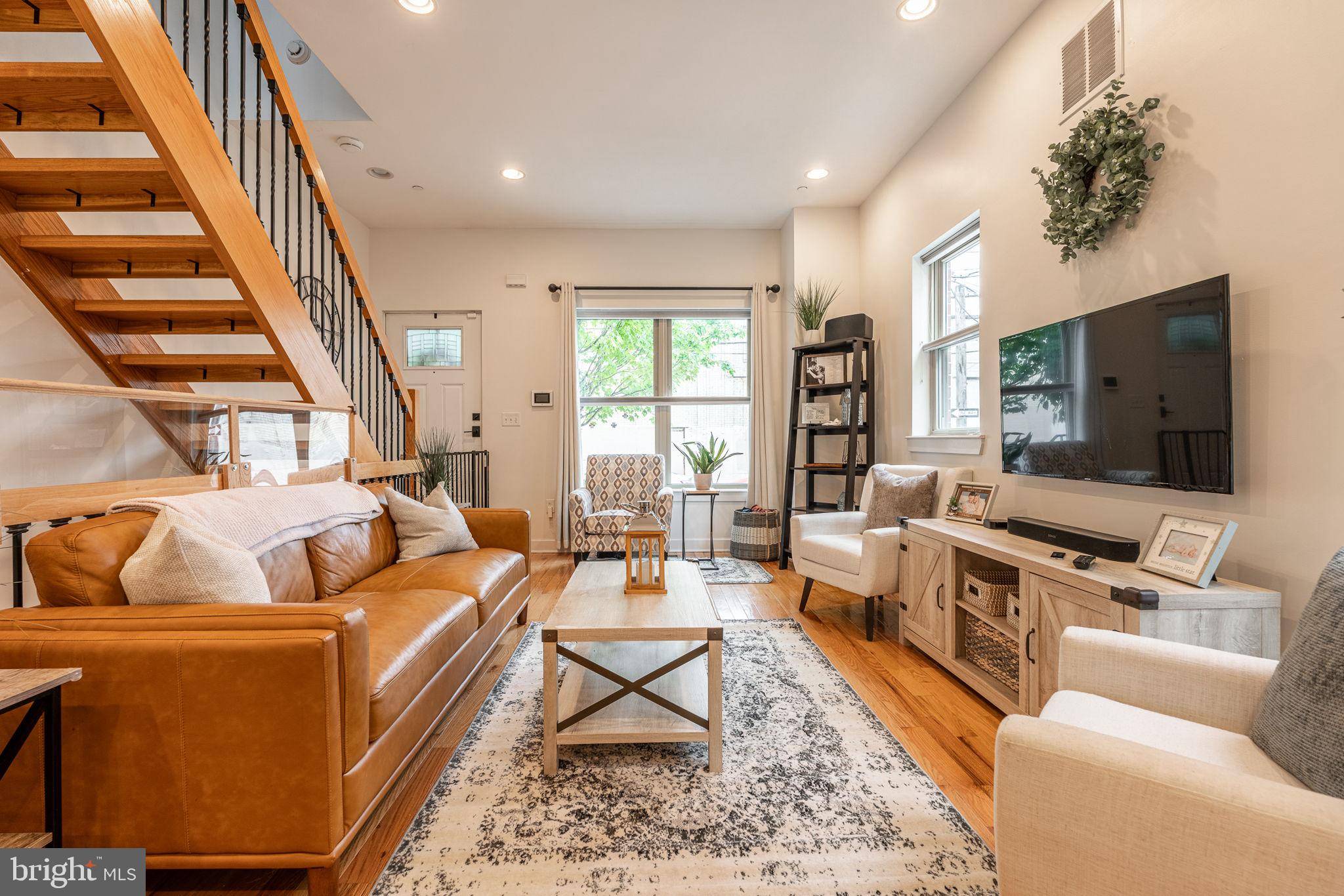 Philadelphia, PA 19146,2307 CARPENTER ST
