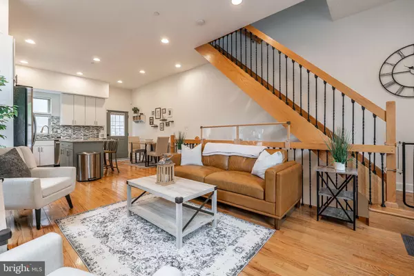 2307 CARPENTER ST,  Philadelphia,  PA 19146