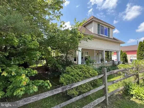 1108 W LINCOLN HWY, Valley Township, PA 19320