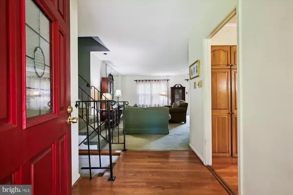 Woodbridge, VA 22192,12060 WILLOWOOD DR