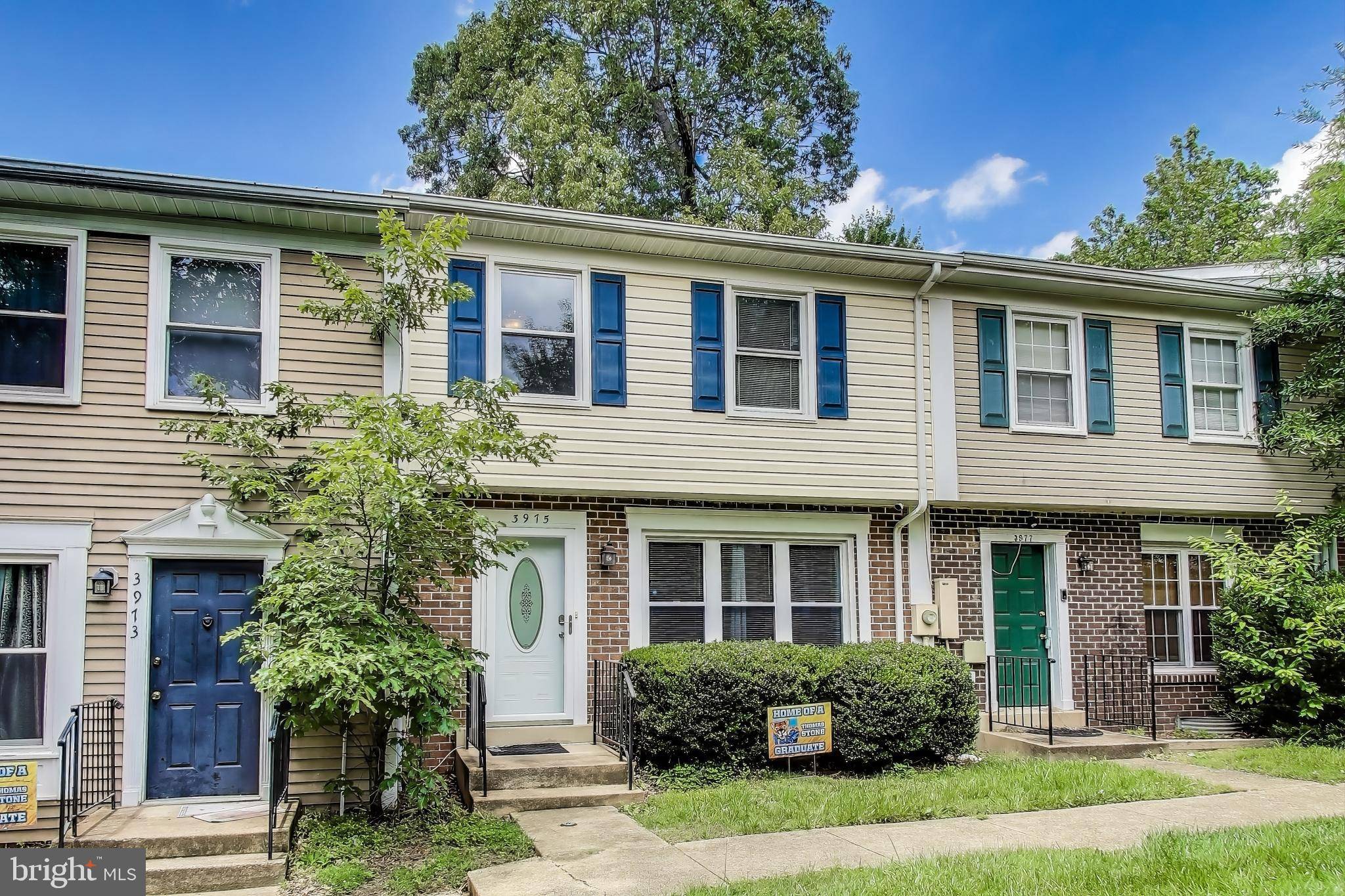 Waldorf, MD 20602,3975 WINTERGREEN PL