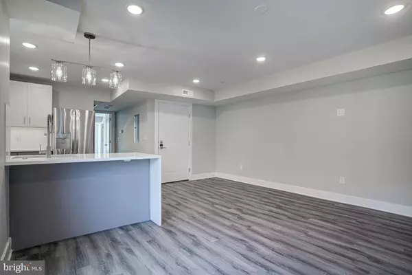 Philadelphia, PA 19143,540 S 52ND ST #4