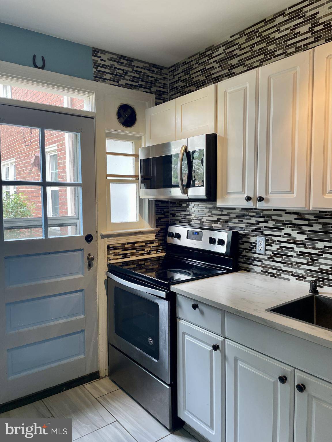 Alexandria, VA 22305,3401 COMMONWEALTH AVE #A