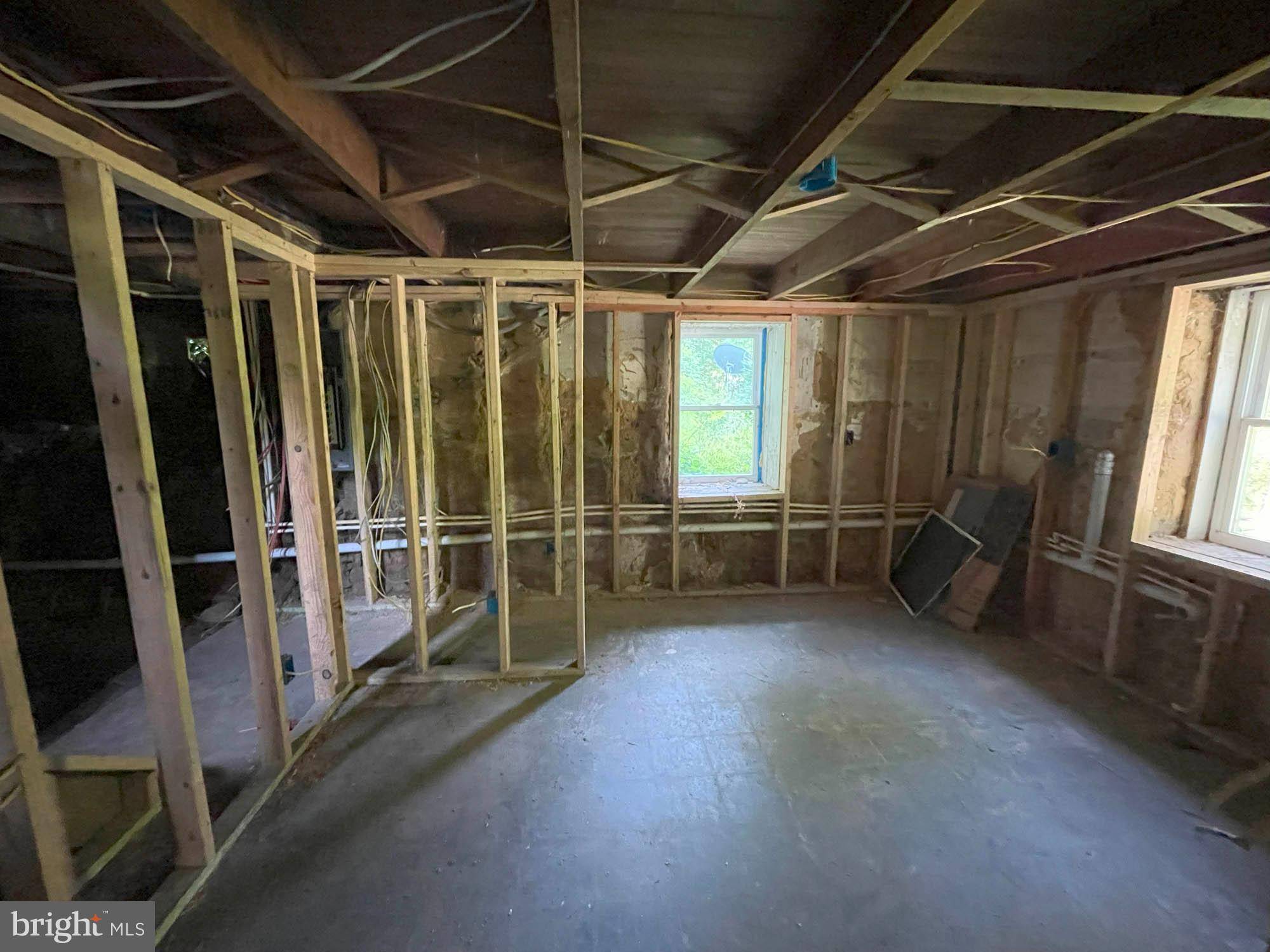 Westminster, MD 21157,521 DUTROW RD