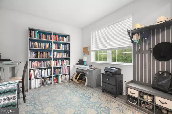Fredericksburg, VA 22405,141 LIVINGWOOD CT