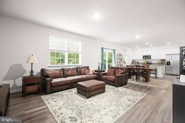 Fredericksburg, VA 22405,141 LIVINGWOOD CT