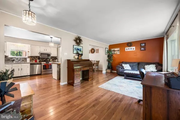 Marlton, NJ 08053,312 WALNUT AVE