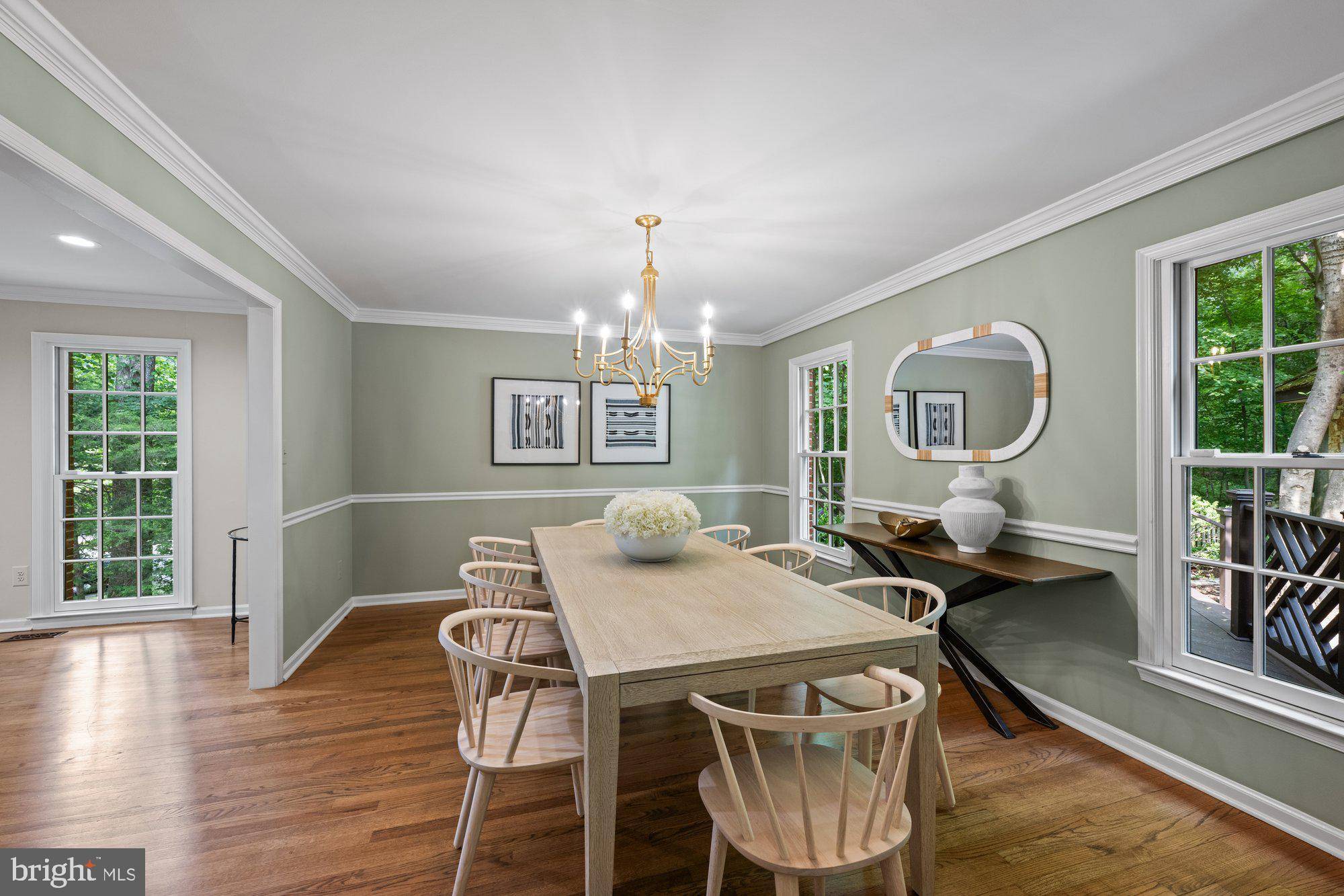 Mclean, VA 22102,1091 OLD CEDAR RD