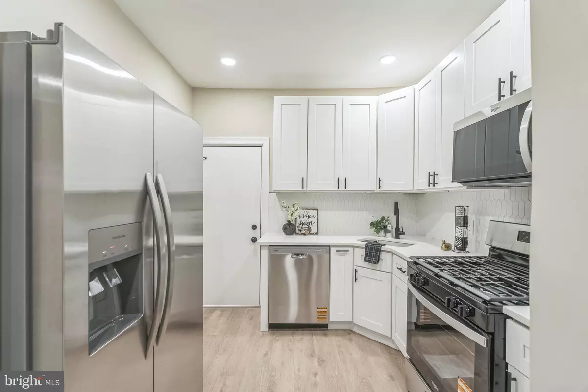 Philadelphia, PA 19132,2410 W MAYFIELD ST