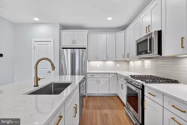 Alexandria, VA 22304,114 PEPPERELL