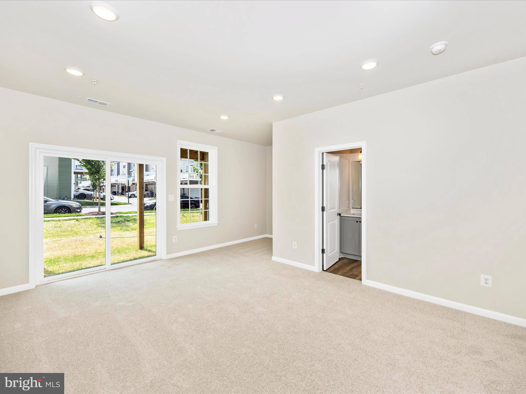 Frederick, MD 21701,108 SPRING BANK WAY