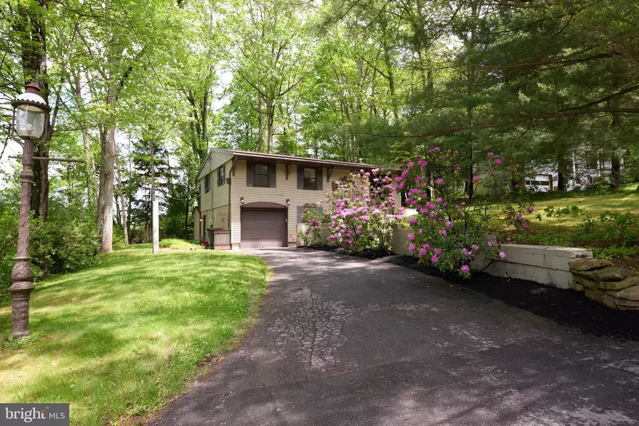 579 E HILLSIDE AVE, State College, PA 16803