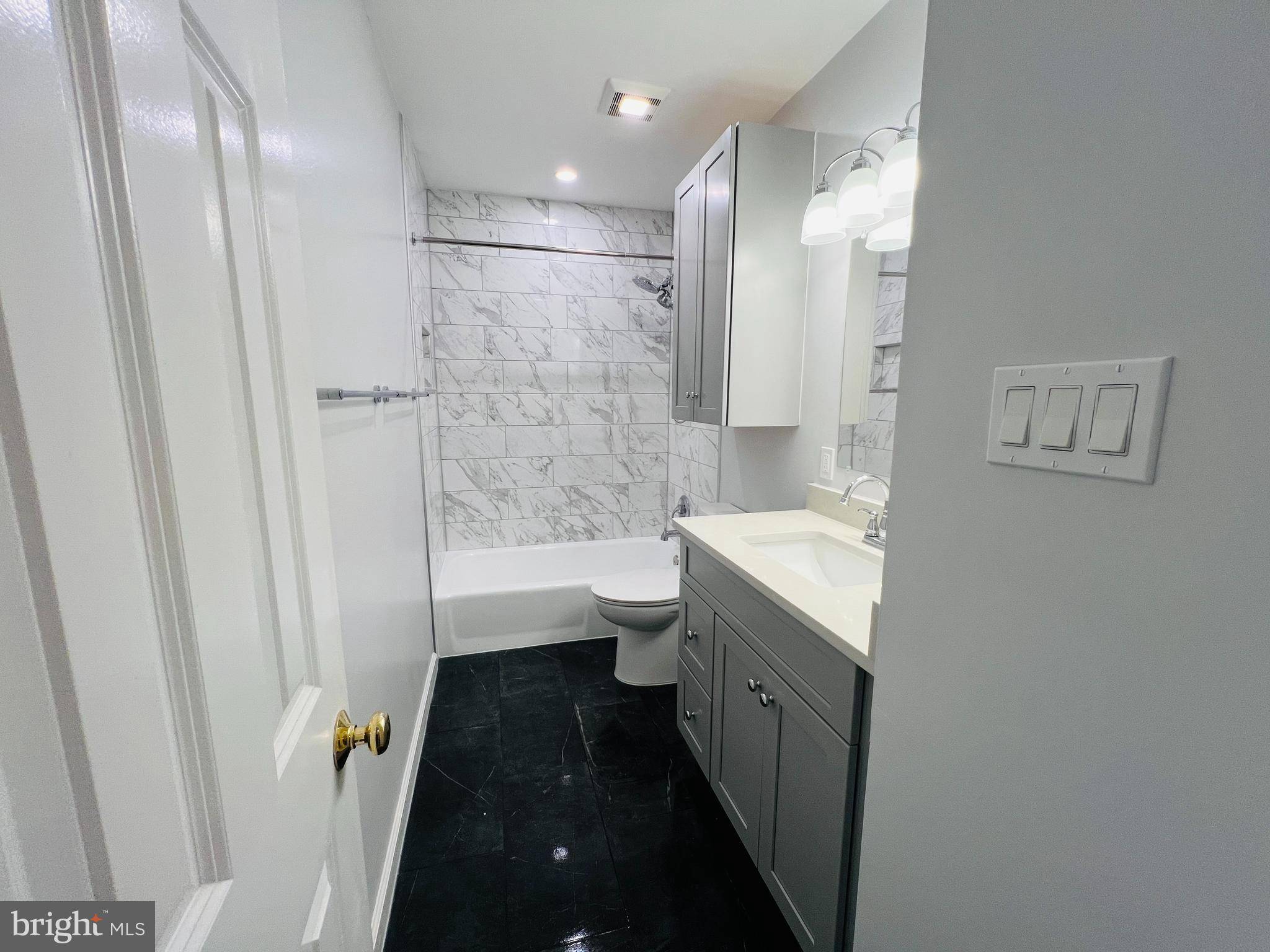 Alexandria, VA 22312,404 N ARMISTEAD ST