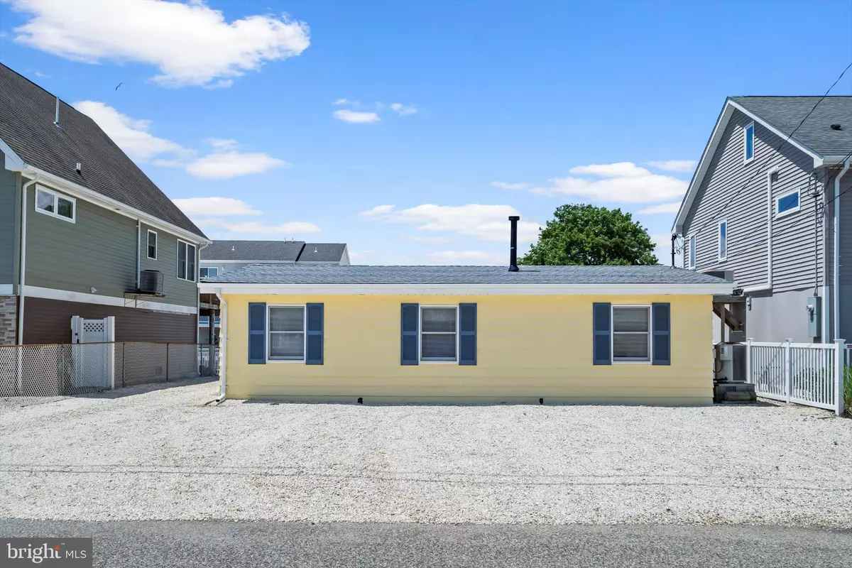 Manahawkin, NJ 08050,909 JANE DR