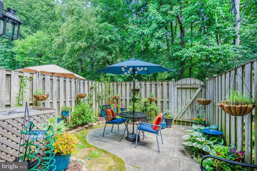 6072 OLD LANDING WAY #48, Burke, VA 22015