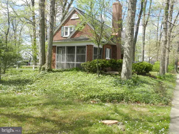 Lansdale, PA 19446,102 HIGHLAND AVE