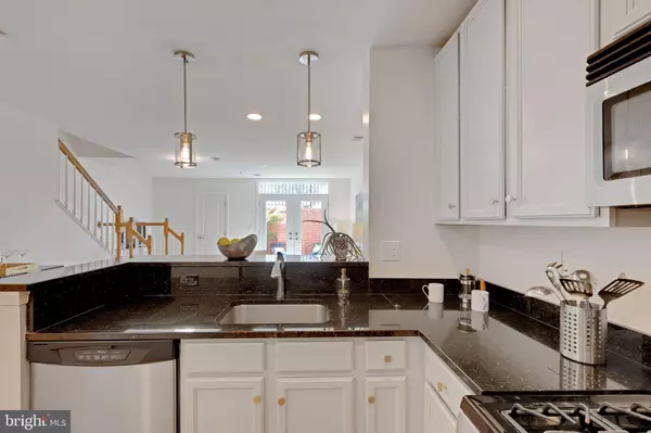 Fairfax, VA 22031,2665 PROSPERITY AVE #6