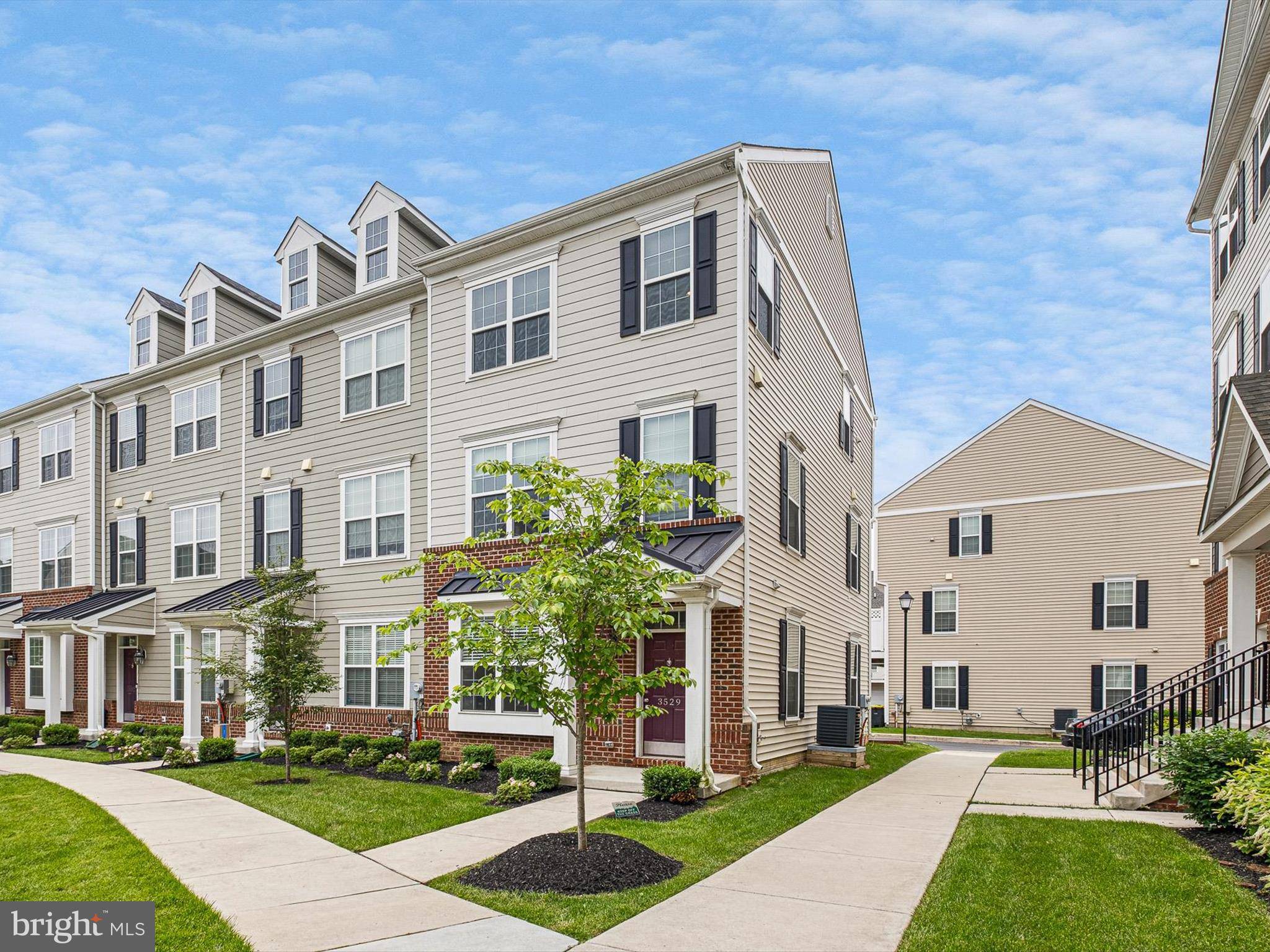 Claymont, DE 19703,3529 NAAMANS DR