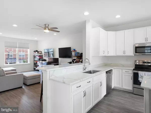 3529 NAAMANS DR, Claymont, DE 19703