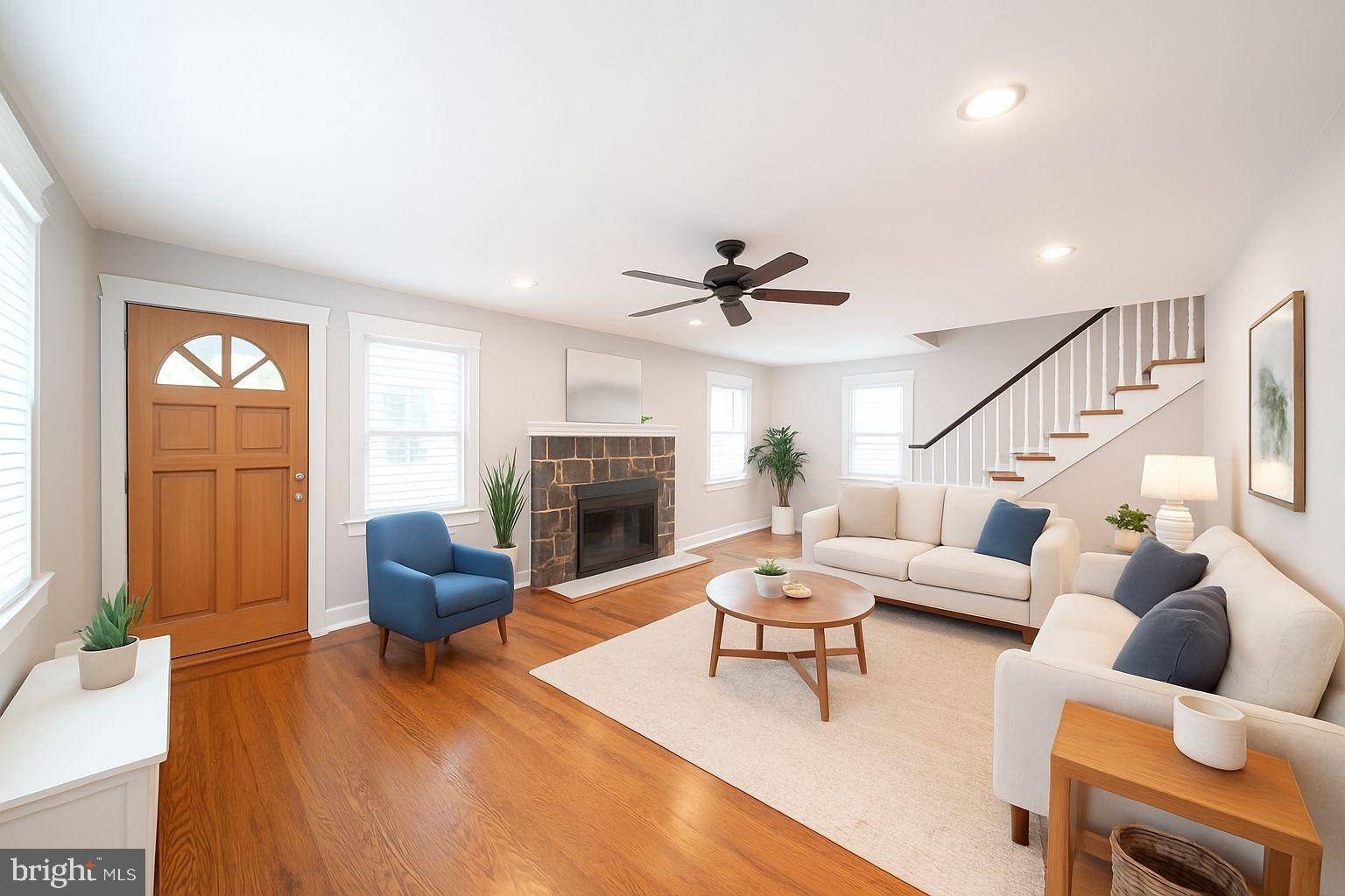 27 SHELBOURNE RD, Havertown, PA 19083