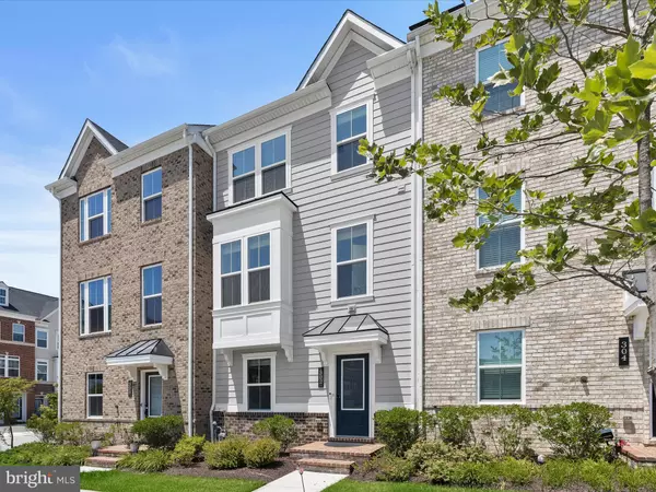 302 BEVINGTON ST, Middle River, MD 21220