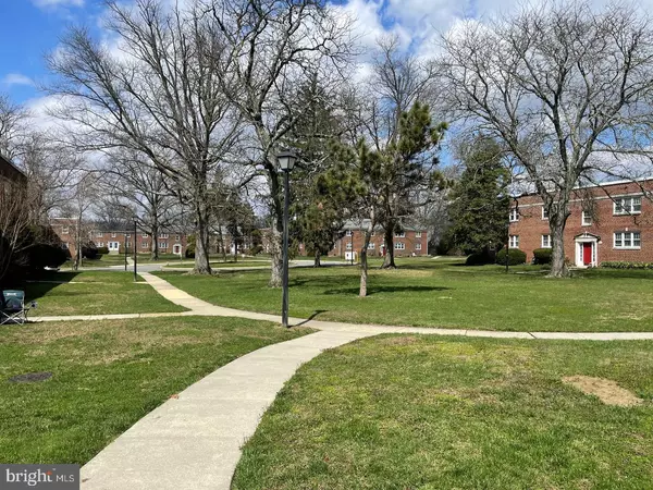 Cherry Hill, NJ 08002,108-A CHERRY PARKE