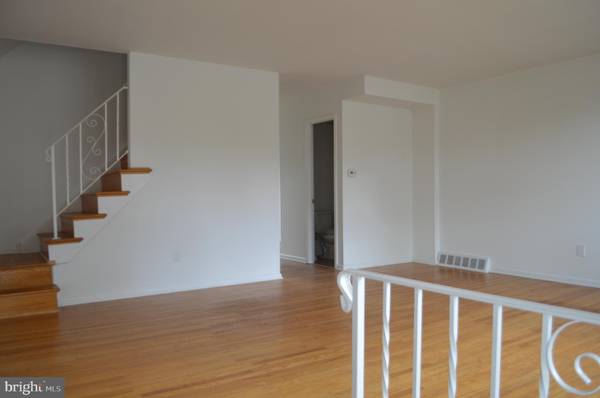 Philadelphia, PA 19114,10209 WOBURN PL