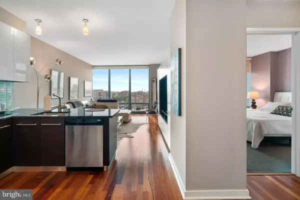 Philadelphia, PA 19103,2101 MARKET ST #3408