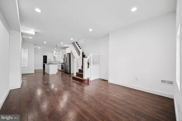 Philadelphia, PA 19139,5229 IRVING ST